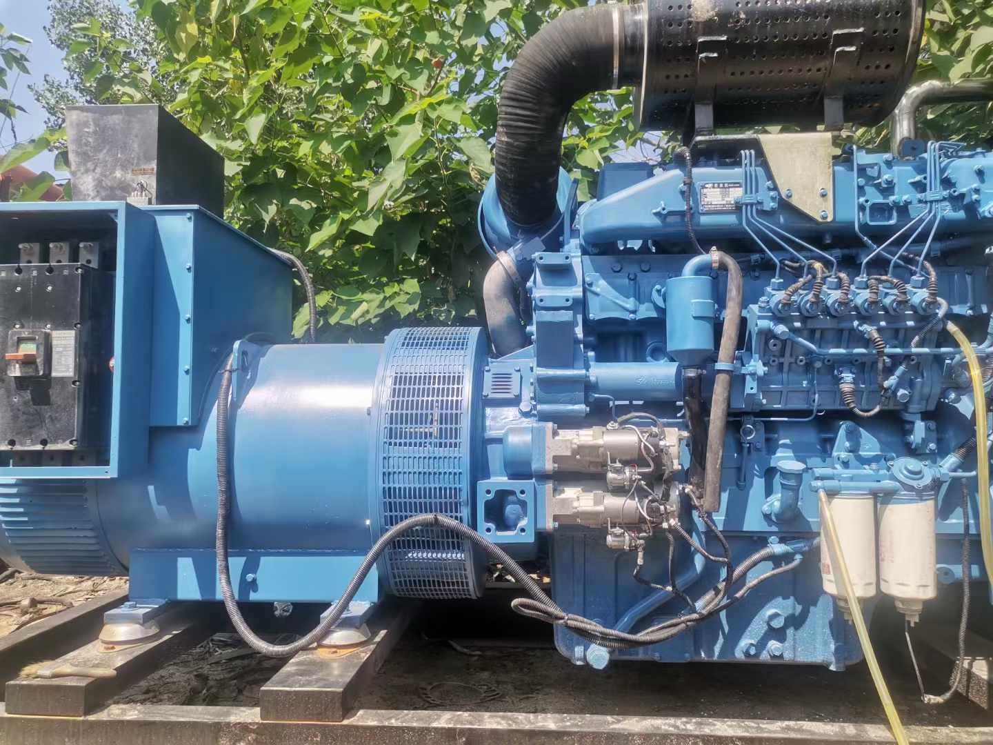 牧野详细说明降低 800kW 柴油发电机输出电流波动的方法