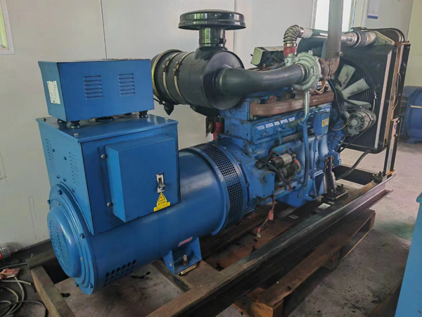 牧野100kW柴油发电机组使用多级机油有哪些优缺点？